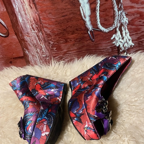 Iron Fist satiny shoes - Picture 5 of 11